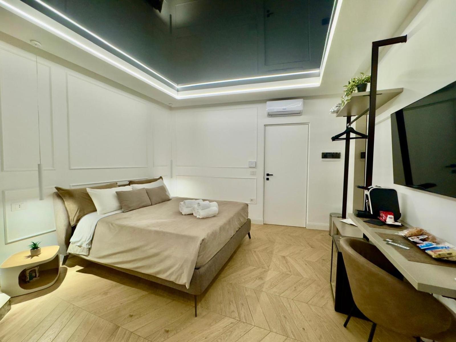 Boutique Suites - Palazzo Rodota 1783 코센차 외부 사진